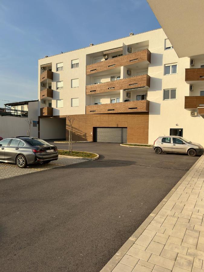 City Rent 1 Osijek Exterior photo